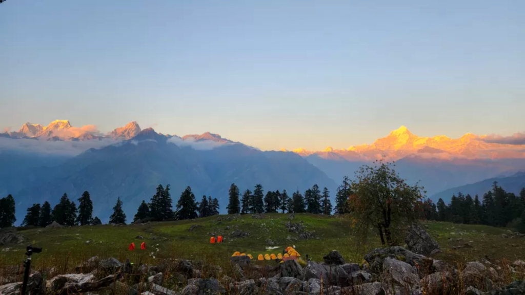 Gulling To Khullara Campsite | Forest Trek Through Himalayan Trails